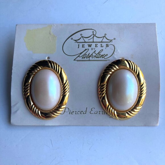 Vintage Park Lane Faux Pearl Oval Clip On Earrings Gold Tone 90s Regencycore - Picture 4 of 8